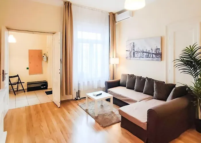 Filinhome Budapest Oktogon Suite